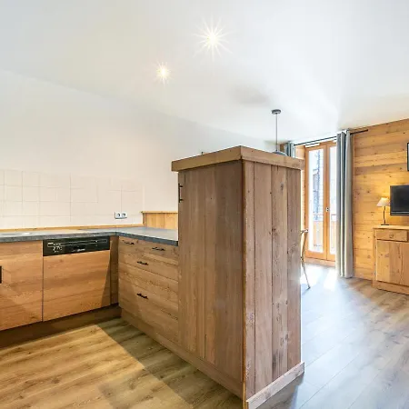 公寓 Cosy, 2 Chambres, Centre Village, Proche Pistes, Parking, Wifi, Balcon, Animaux Sur Demande - Fr-1-437-25 *